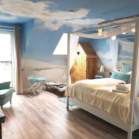 Kunst Frahm Konukevi 4*