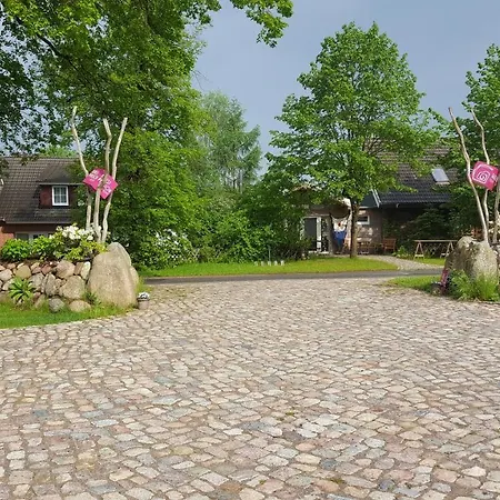 Kunst Frahm Basthorst (Mecklenburg-Vorpommern)